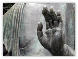 Main d'une statue de Buddha